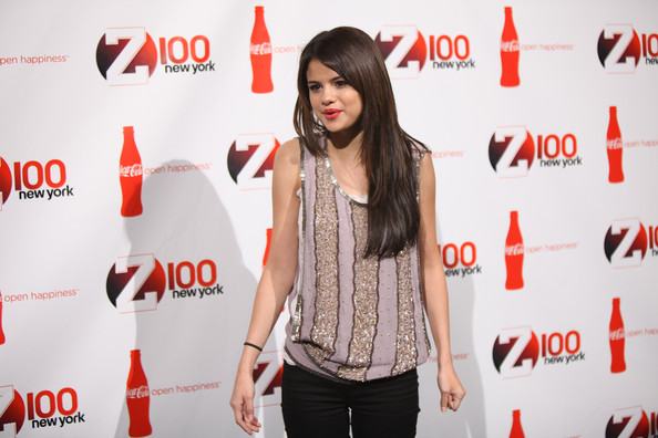 selena gomez coca cola