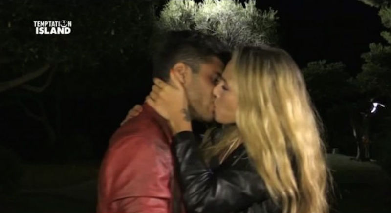Aurora e Giorgio bacio - Temptation Island 2