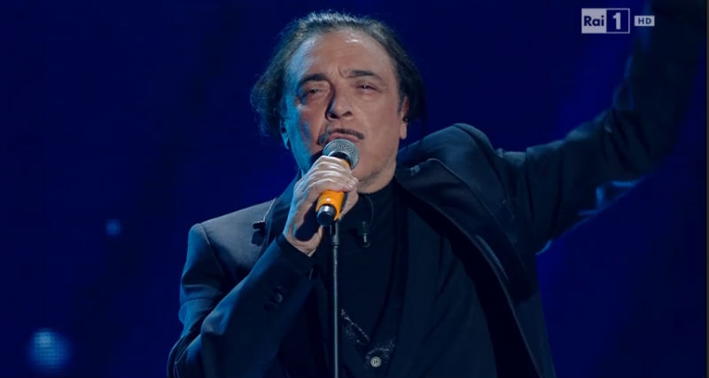 nino frassica a mare si gioca 1