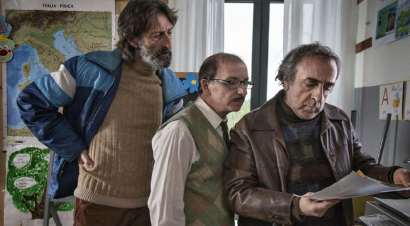 un paese quasi perfetto trama e trailer 1