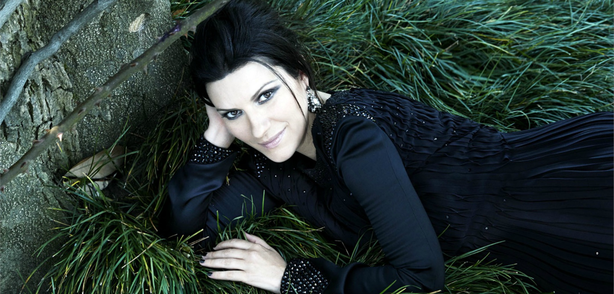 Simili, il nuovo album di Laura Pausini